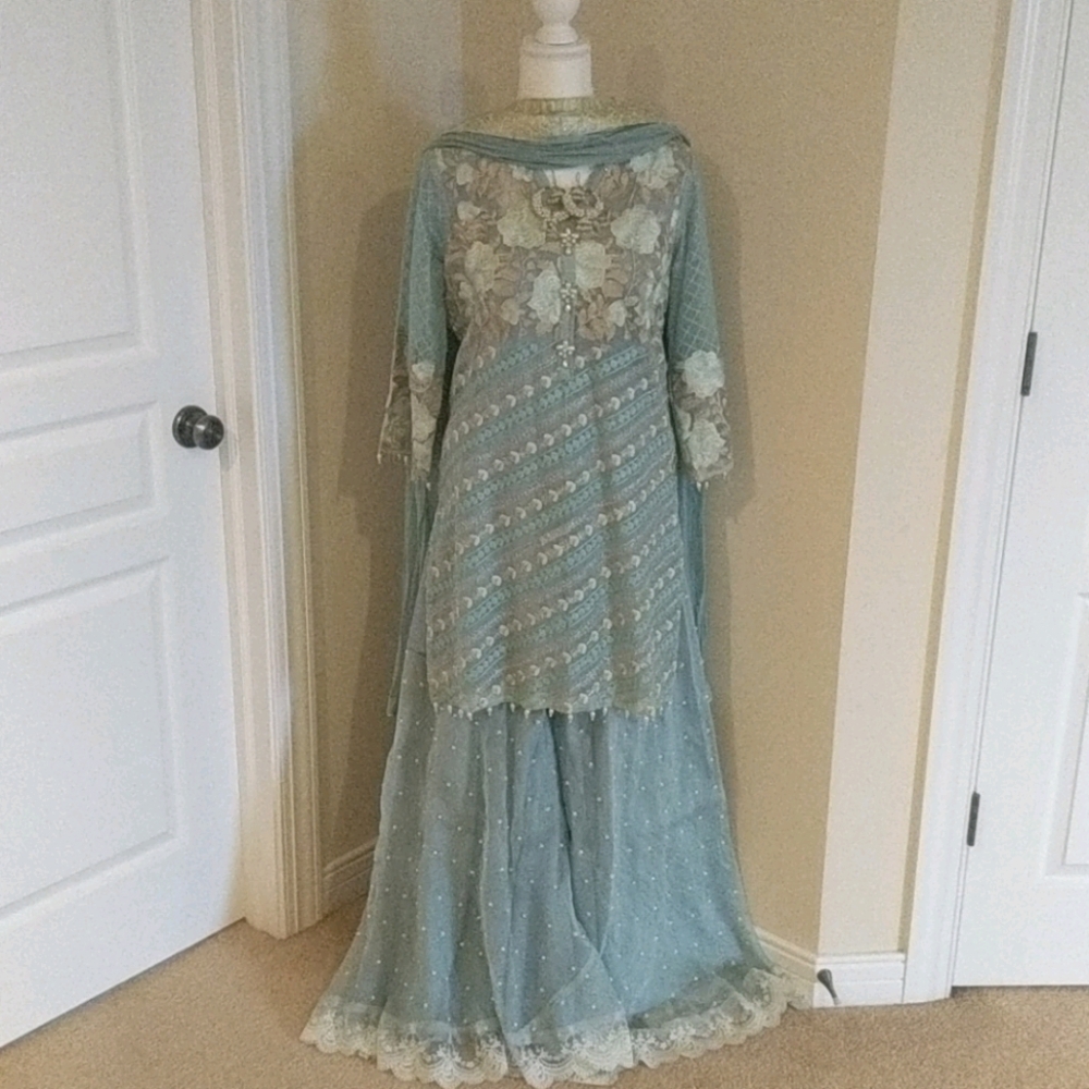 Four piece sharara dress| Pakistani indian dresse